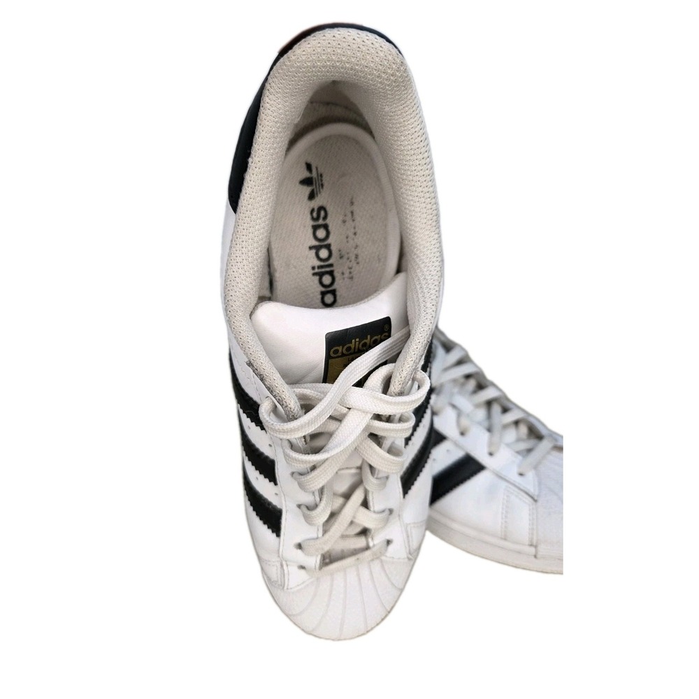 Women's Adidas Superstar Shoe C77153 White Size 7.5 Black Stripes 7 1/2 EUC. - Picture 9 of 9